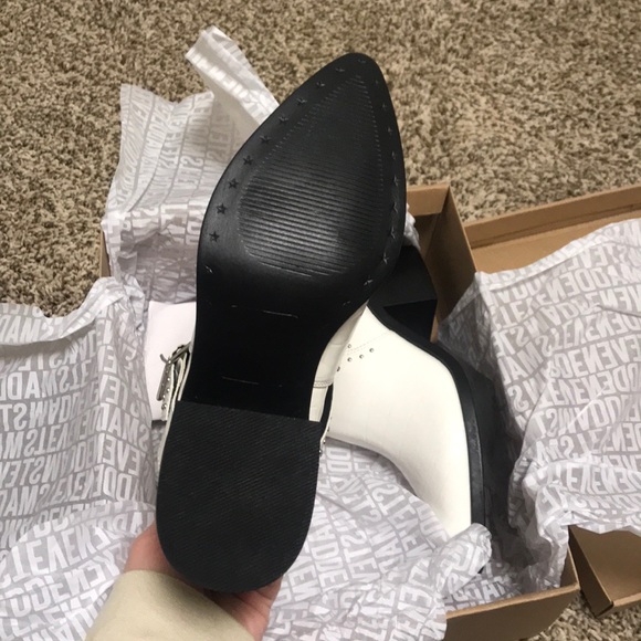 COPY - Steve Madden Andy White Croc Bootie - Picture 3 of 5